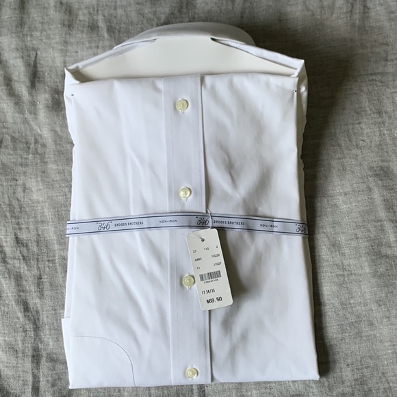 NWOT Brooks Brothers 346 Button-Down - Picture 2 of 4